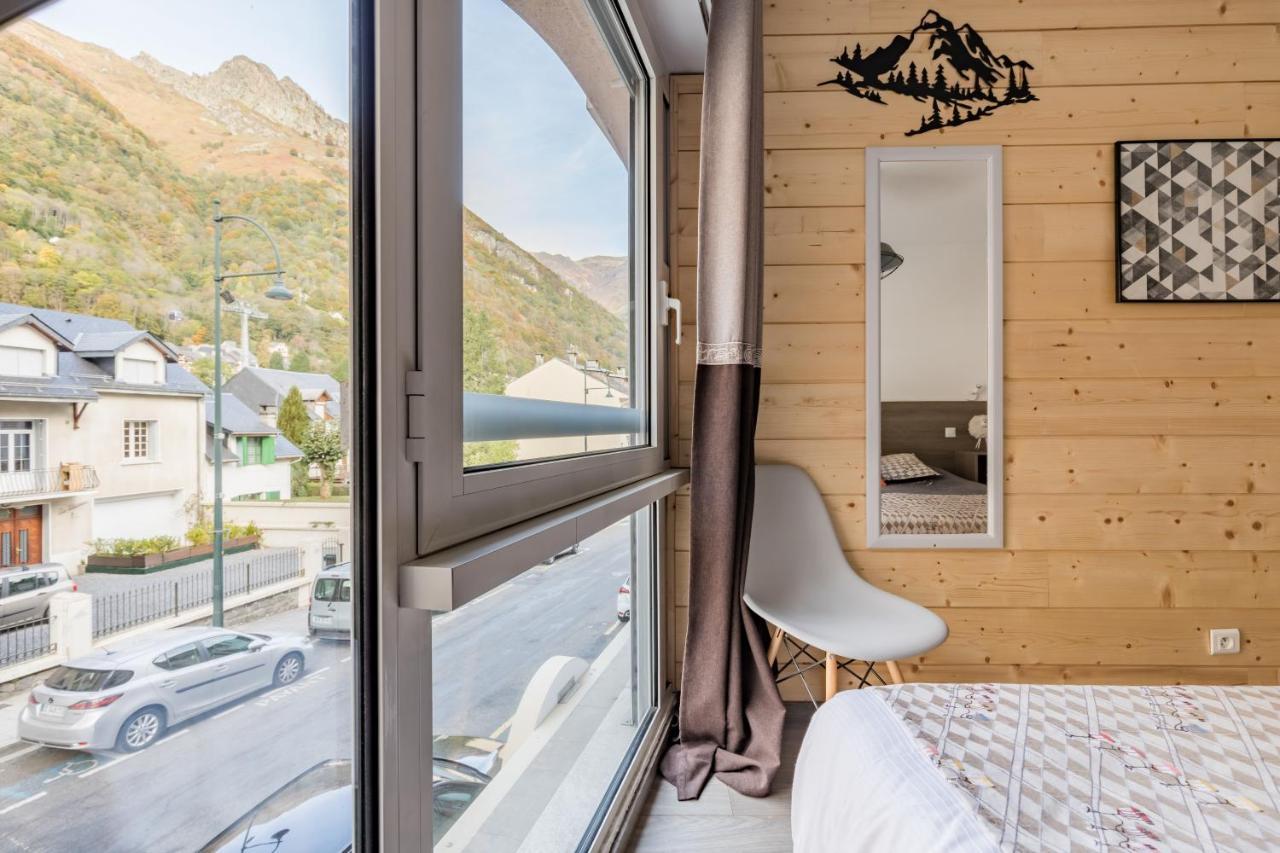 Appartement Centre Ville Wifi Parking Draps Fournis Cauterets Exterior photo