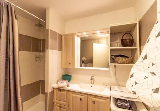 Appartement Centre Ville Wifi Parking Draps Fournis Cauterets Exterior photo